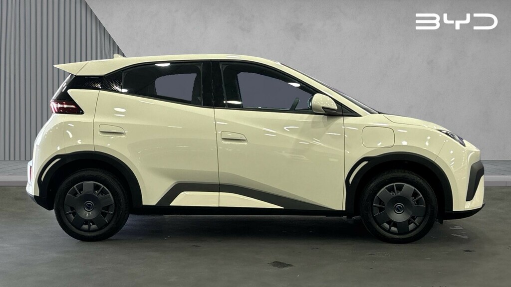 Byd Dolphin Byd Dolphin Surf Hatchback 65Kw Active 30Kwh A White #2