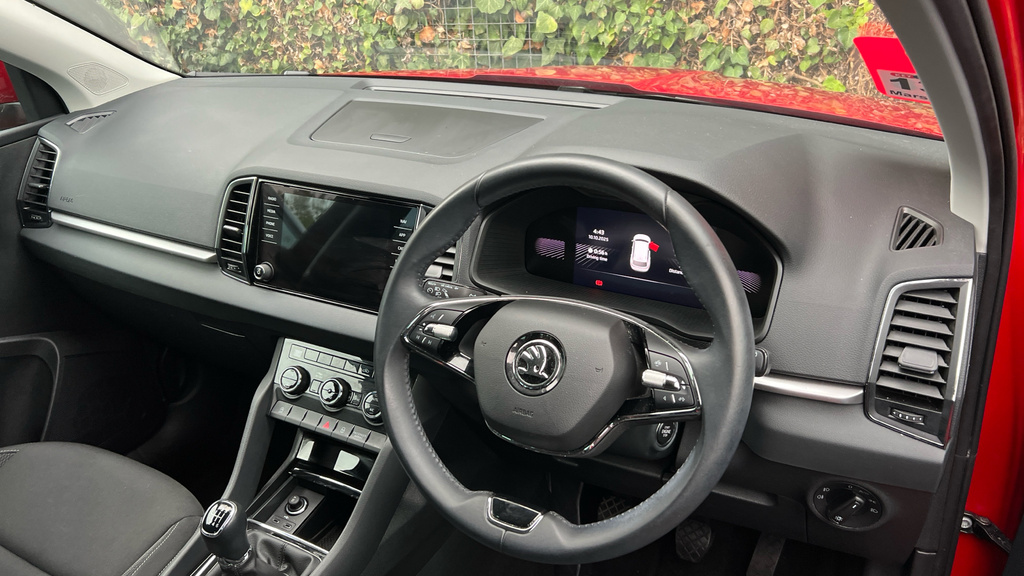 Skoda Karoq Karoq 1.5 Tsi Se Drive Red #6