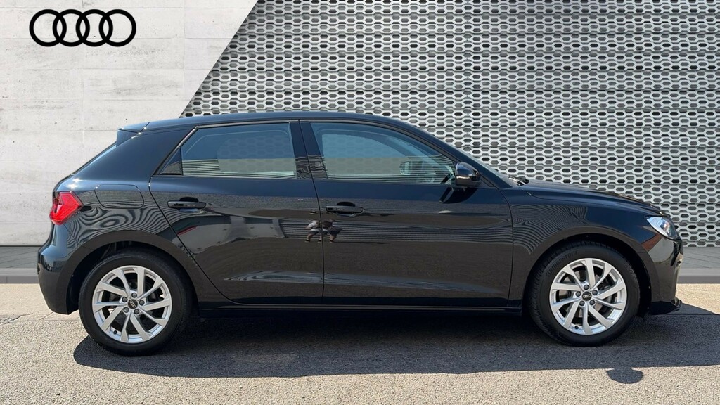 Audi A1 A1 30 Tfsi 110 Sport OW72EZJ Black #4