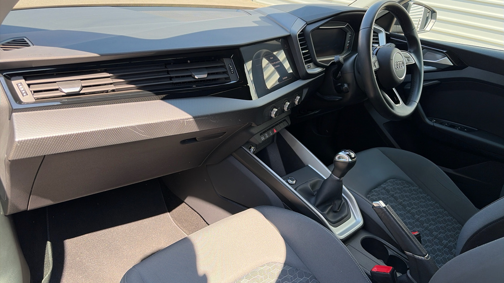 Audi A1 A1 30 Tfsi 110 Sport OW72EZJ Black #2
