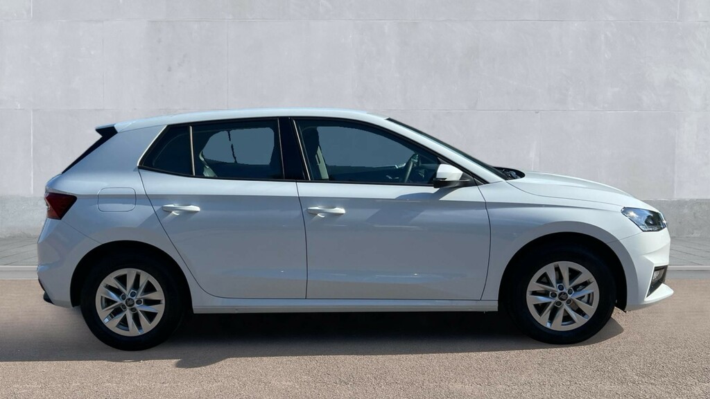 Skoda Fabia Skoda Fabia Hatchback 1.0 Tsi 116 Se Edition D KO26OHN White #4