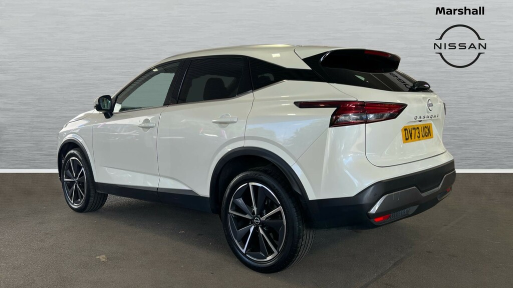 Nissan Qashqai Qashqai 1.3 Dig-t Mh 158 Tekna Xtronic DV73UGN Black #2