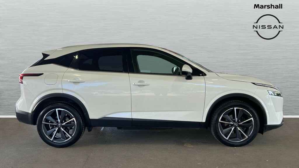 Nissan Qashqai Qashqai 1.3 Dig-t Mh 158 Tekna Xtronic DV73UGN Black #3