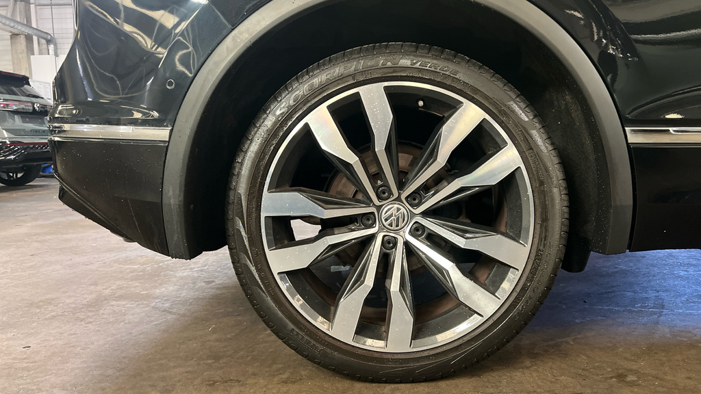 Volkswagen Tiguan Tiguan 2.0 Tdi 150 R-line Tech Dsg YG19JJH Black #5