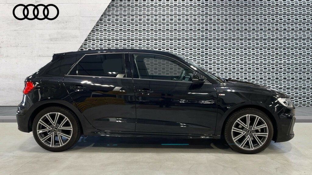 Audi A1 A1 30 Tfsi S Line S Tronic RK25FJU Black #4