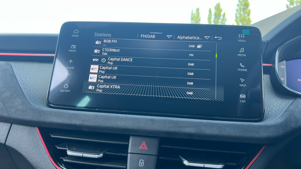 Skoda Kamiq Kamiq Se L Edition 1.0 Tsi 116 Ps Dsg Black #61