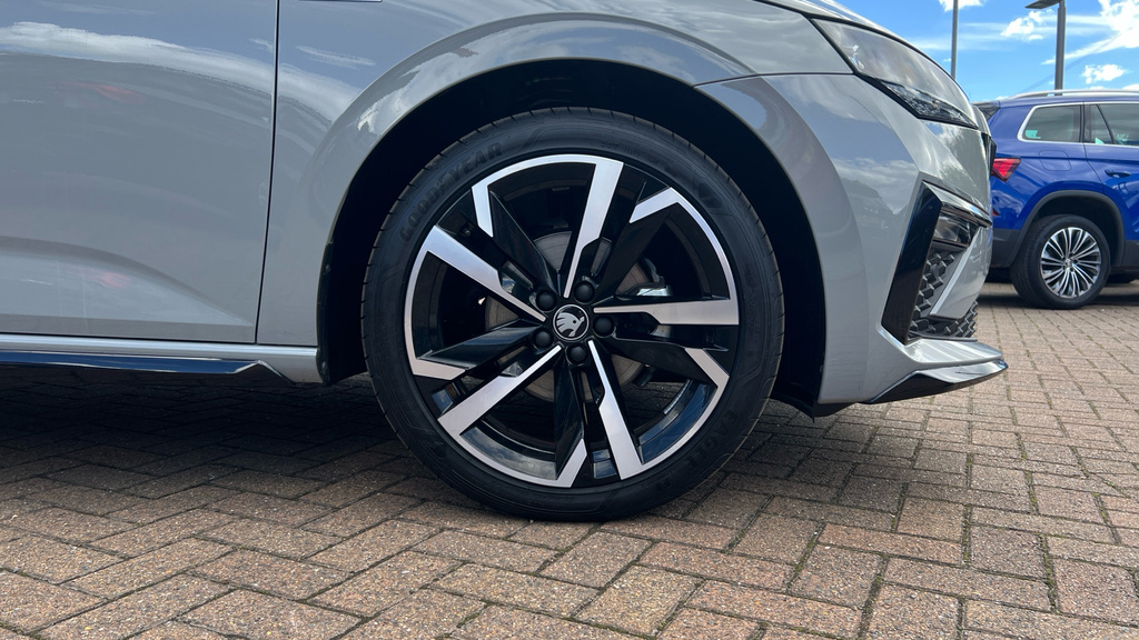 Skoda Scala Scala Monte Carlo Edition 1.0 Tsi 116 Ps Dsg Grey #5