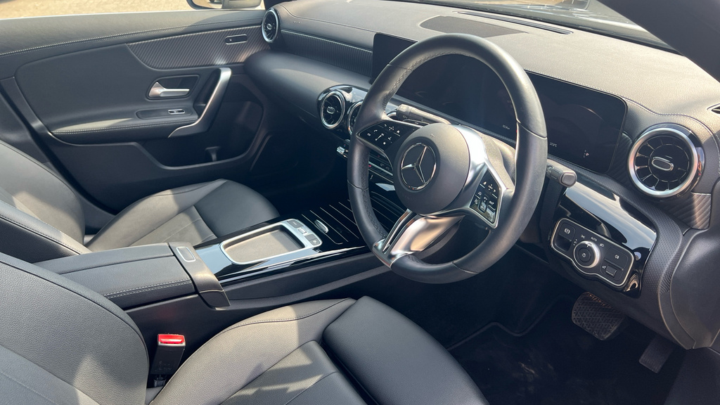 Mercedes-Benz CLA Class Cla 180 Sport Executive Tip BU73UFE Black #3