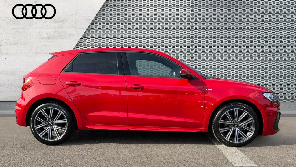 Audi A1 Audi A1 Sportback S Line 30 Tfsi 116 Ps 6-Speed GD26HLW Red #4