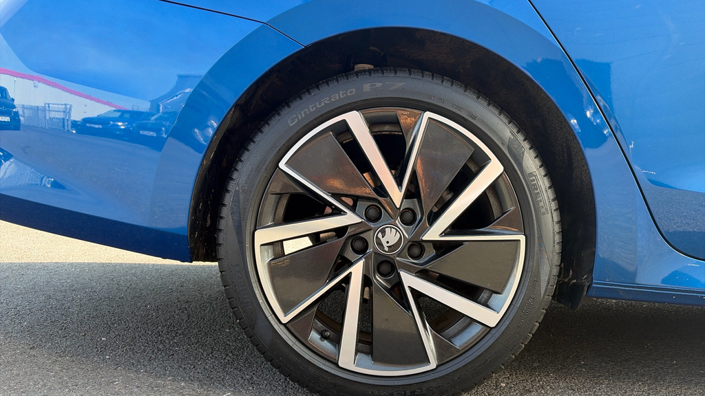 Skoda Octavia Octavia 1.5 Tsi 150 E-tec Sportline Dsg EO75JTZ Blue #5