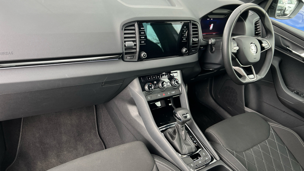 Skoda Karoq Karoq 1.5 Tsi Sportline Dsg EF74SWW Grey #2