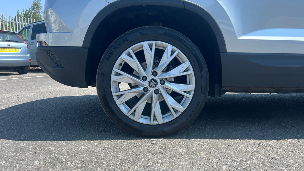 Skoda Karoq Karoq 1.5 Tsi Se L Edition Dsg EF75XNR Silver #5