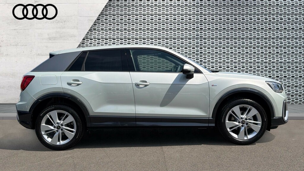 Audi Q2 Audi Q2 S Line 30 Tfsi 116 Ps 6-Speed GD26HLY Silver #4
