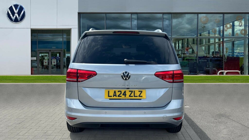 Volkswagen Touran Se 1.5 Tsi 150Ps 6-Speed Man Grey #11