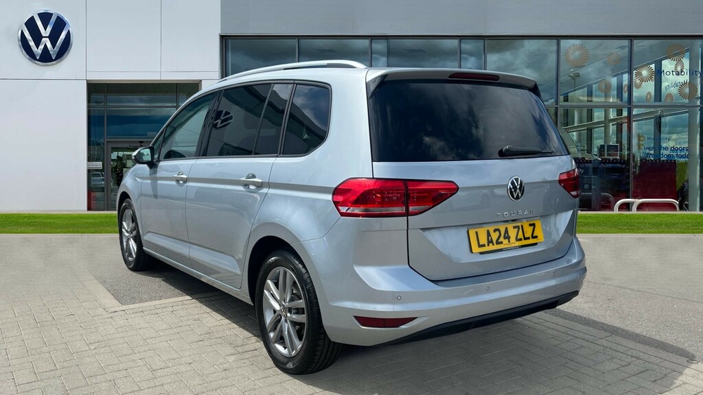 Volkswagen Touran Touran 1.5 Tsi Evo Match Dsg Silver #3