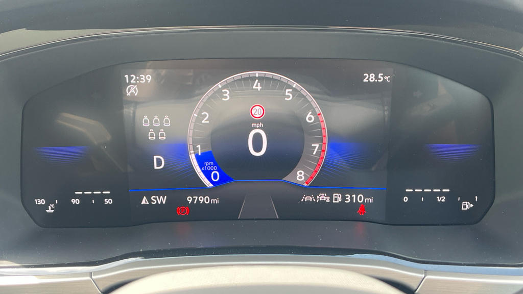 Volkswagen Touran Se 1.5 Tsi 150Ps 6-Speed Man Grey #14