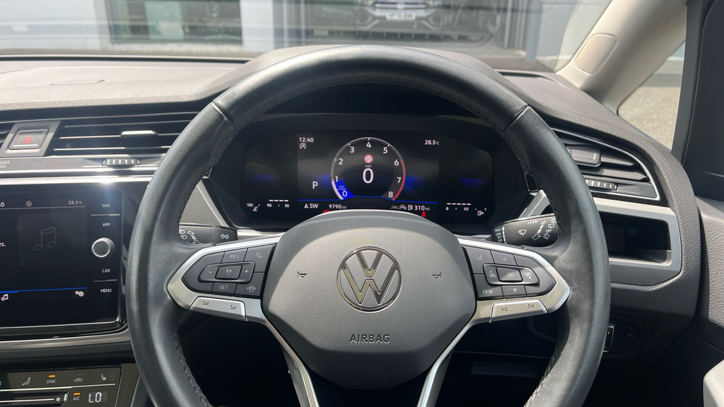Volkswagen Touran Se 1.5 Tsi 150Ps 6-Speed Man Grey #27