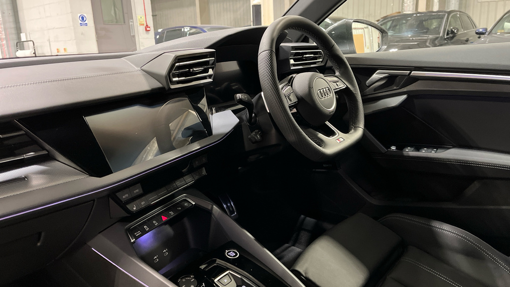 Audi A3 A3 1.5 Tfsi 150 S Line S Tronic LV75SNZ Grey #2