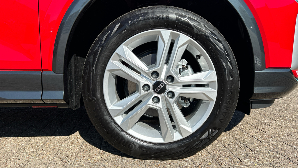 Audi Q2 Audi Q2 Estate 35 Tfsi Sport S Tronic RE26OUP Red #5