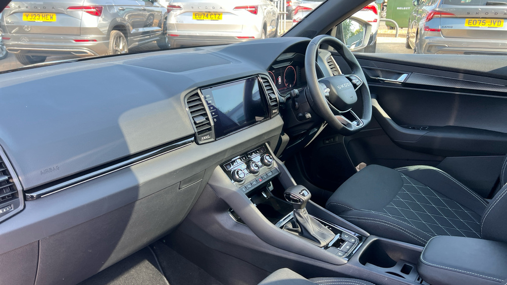Skoda Karoq Karoq 1.5 Tsi Sportline Edition Dsg KW75MJE Black #2