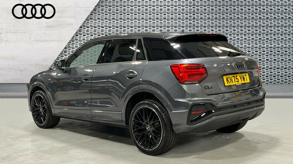 Audi Q2 Q2 35 Tfsi Black Edition S Tronic KN75YWT Black #3