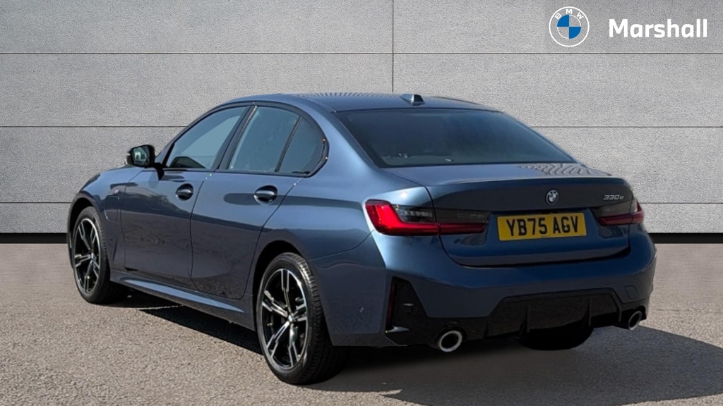 BMW 3 Series 3 Series 330E 22.3 Kwh M Sport Step YB75AGV Blue #2