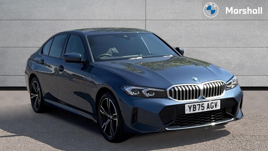 BMW 3 Series 3 Series 330E 22.3 Kwh M Sport Step Blue