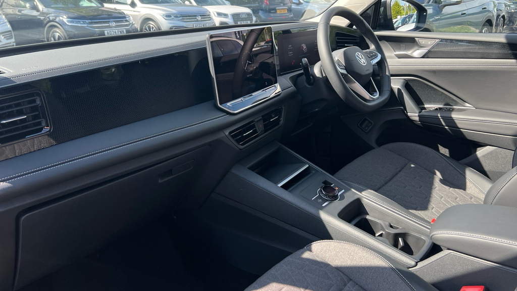 Volkswagen Tiguan Tiguan 1.5 Tsi Ehybrid Match Dsg Black #2