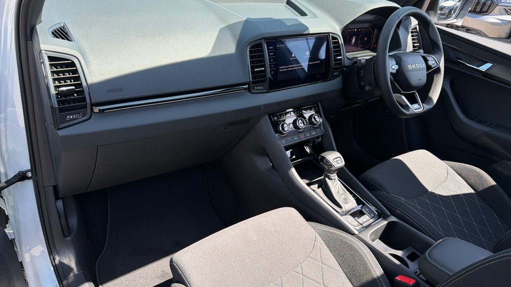 Skoda Karoq Skoda Karoq Estate 2.0 Tdi 150 Sportline White #2