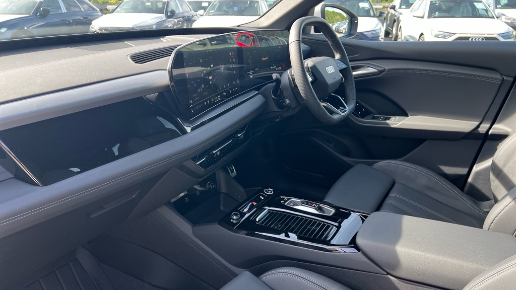 Audi Q6 E-Tron Audi Q6 185Kw 83Kwh S Line GD26ZUA White #2