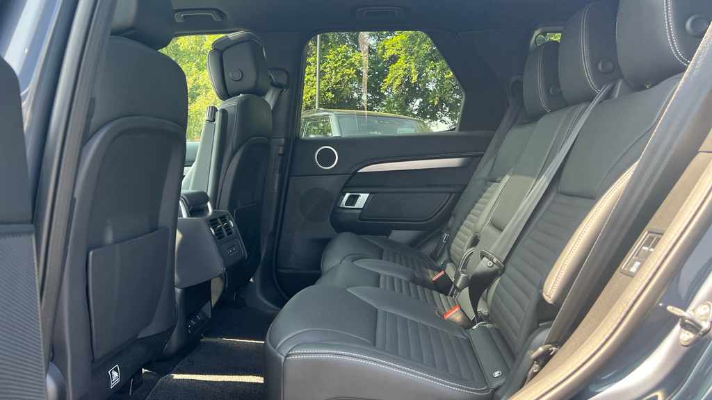 Land Rover Discovery Discovery 3.0 D350 Dynamic Hse KT74SFU Blue #4