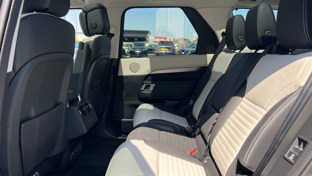 Land Rover Discovery Discovery 3.0 D350 Dynamic Hse KT74YUC Blue #4