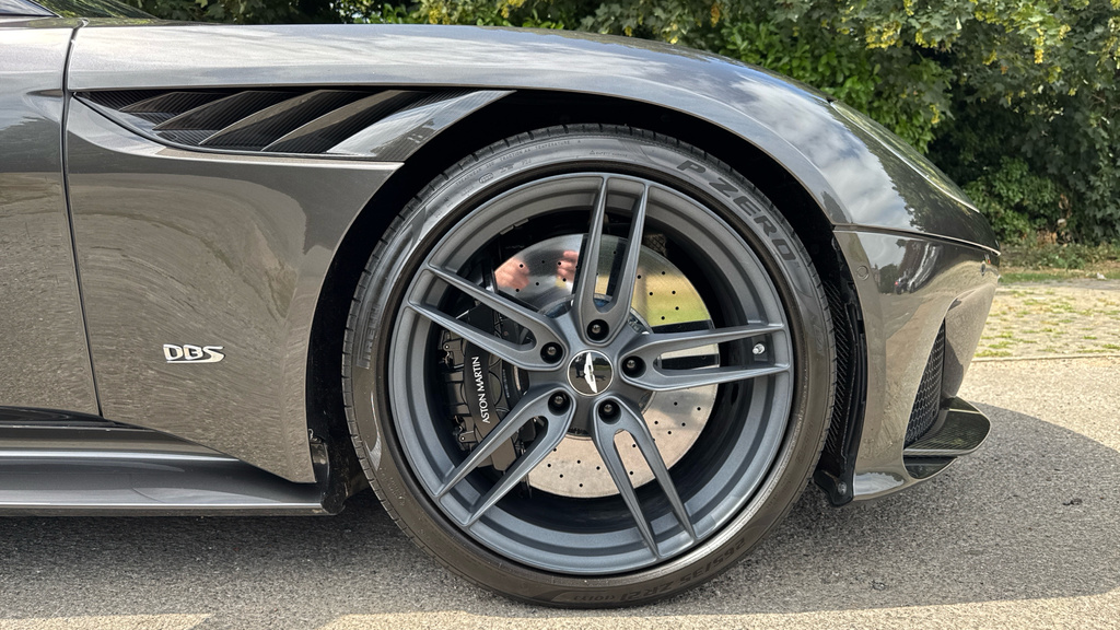 Aston Martin DBS  Grey #25