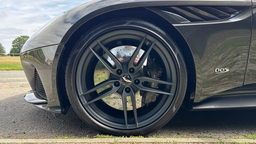 Aston Martin DBS Dbs V12 Superleggera Touchtronic Silver #4