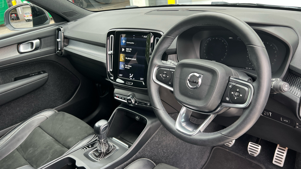 Volvo XC40 Xc40 1.5 T3 163 R Design PY21WFE Silver #4