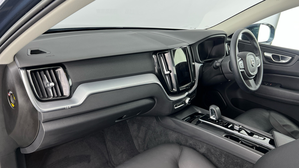 Volvo XC60 Xc60 2.0 B4d Momentum Awd Geartronic Blue #6