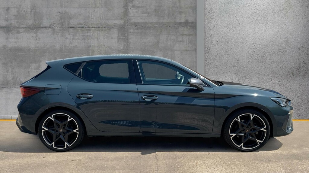 Cupra Leon Leon 1.5 Etsi 150 V2 Dsg Blue #4