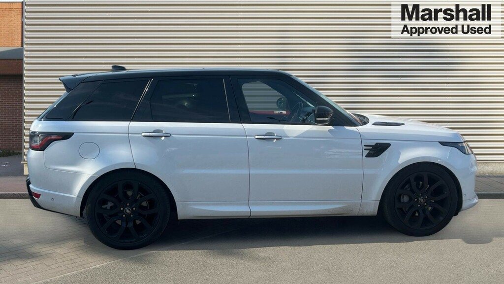 Land Rover Range Rover Sport Range Rover Sport 3.0 D300 Dynamic 5 AL21ABX White #2