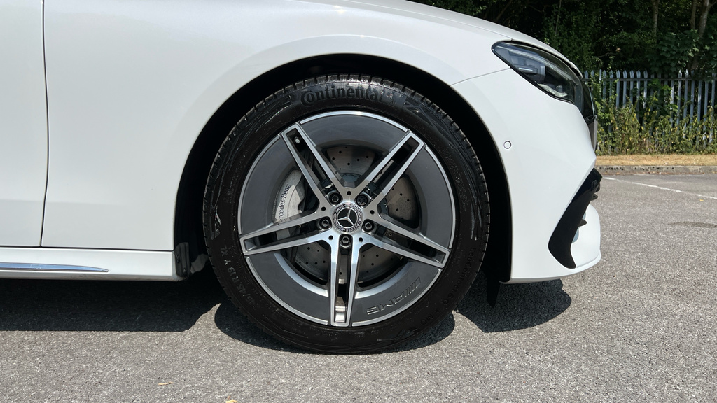Mercedes-Benz E Class E Class E220d Amg Line Advanced 9G-tronic White #5
