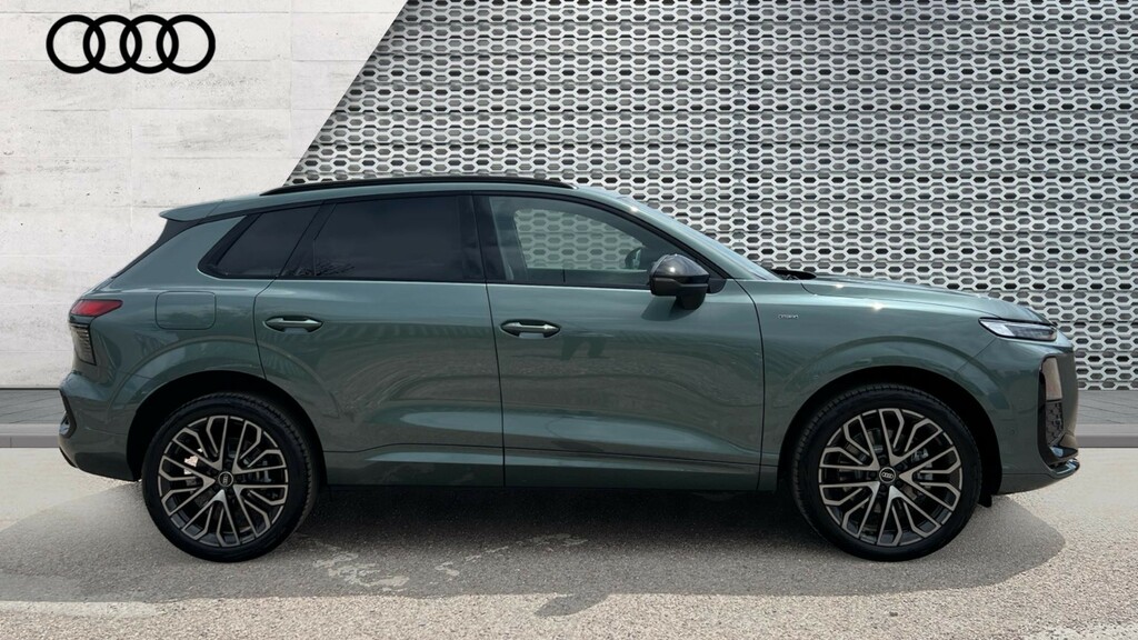 Audi Q3 Audi Q3 Estate 1.5 E-hybrid Edition 1 S Tronic Green #4
