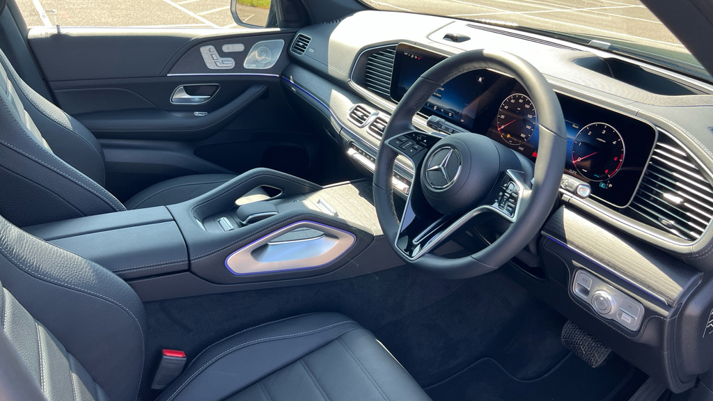Mercedes-Benz GLE Class Gle 450D 4Matic Amg Line Premium 7 St Black #3