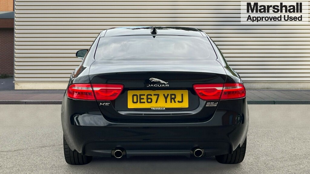 Jaguar XE Xe 2.0D 240 Portfolio Awd Black #4