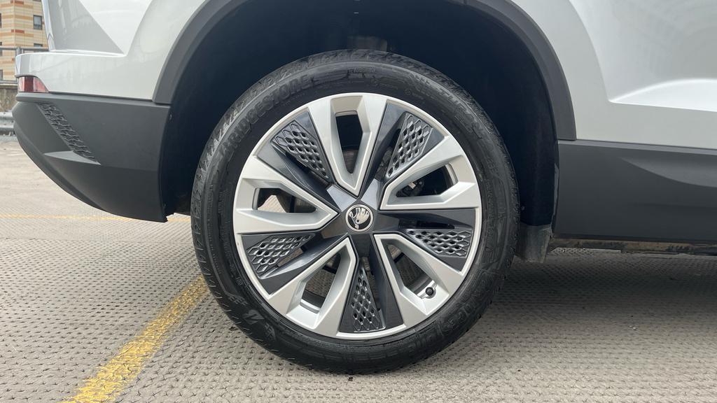 Skoda Karoq Karoq 1.5 Tsi Se L Dsg EF74NRV Silver #5
