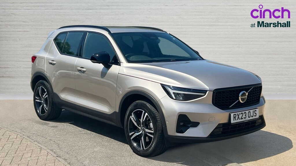 Volvo XC40 Xc40 2.0 B3p Plus Dark Gold