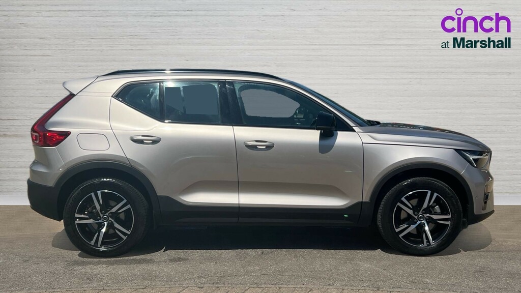 Volvo XC40 Xc40 2.0 B3p Plus Dark RX23OJS Gold #2