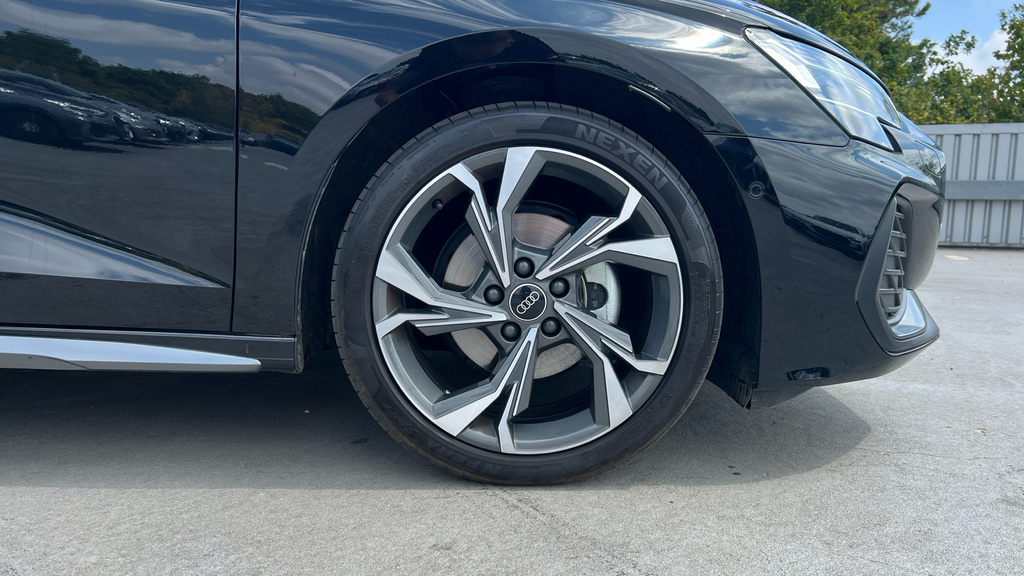 Audi A3 A3 1.5 Tfsi 150 S Line S Tronic GN26WKR Black #5