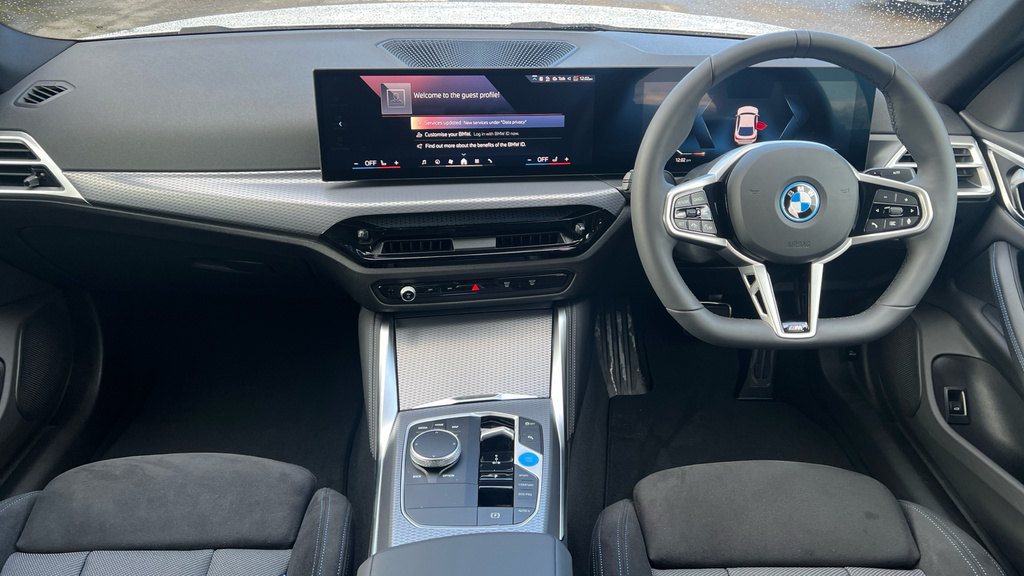 BMW i4 I4 210Kw Edrive35 M Sport 70Kwh White #4