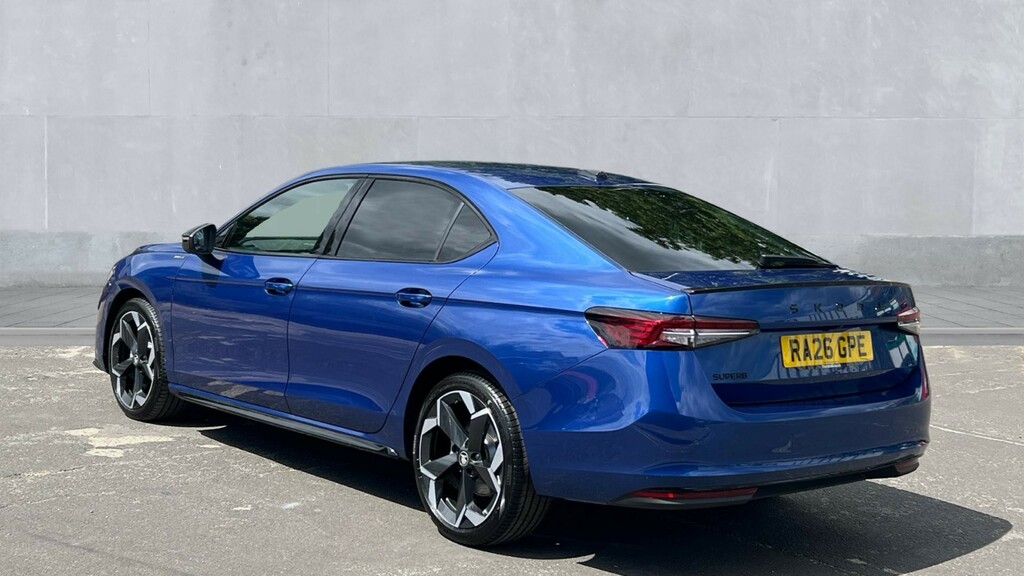 Skoda Superb Superb Hatch Sportline 2.0 Tdi 150 Ps Dsg Blue #3
