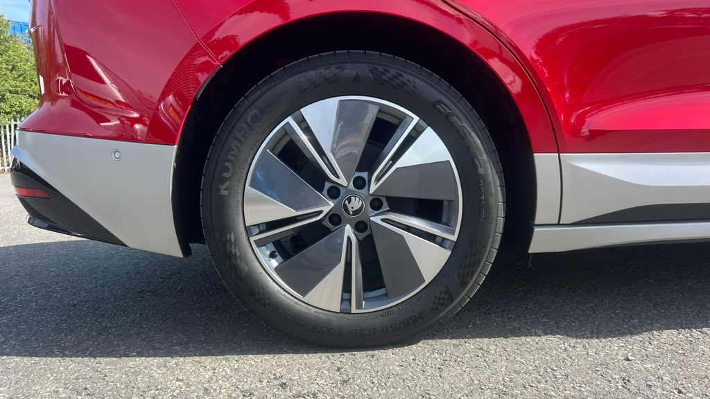 Skoda ENYAQ Skoda Enyaq Estate 210Kw 85 Edition 82Kwh Red #5