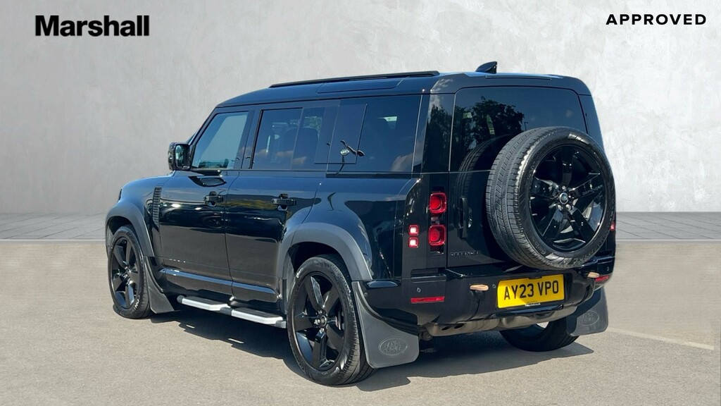 Land Rover Defender 110 Defender 3.0 D300 X-dynamic Hse 110 AY23VPO Black #2